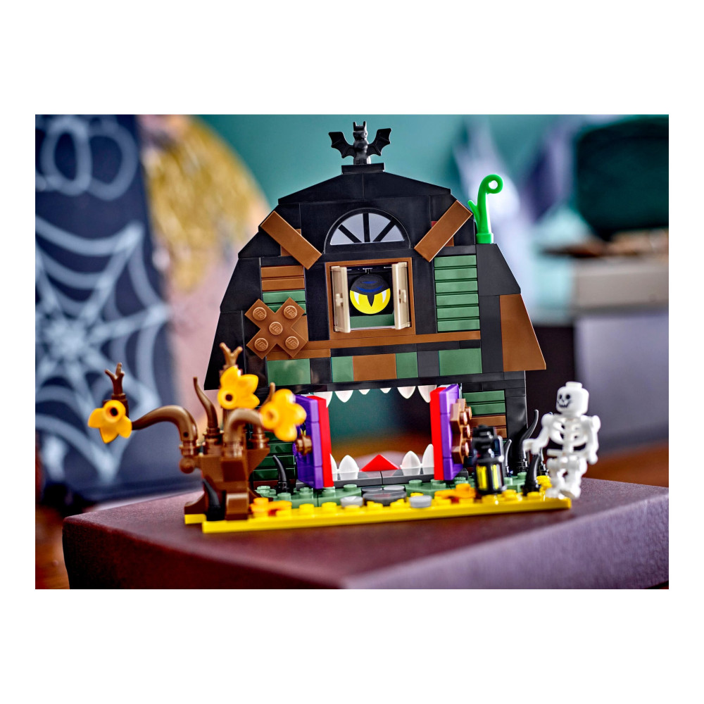 Produktbild för LEGO 40721 - Halloween Barn - byggsats