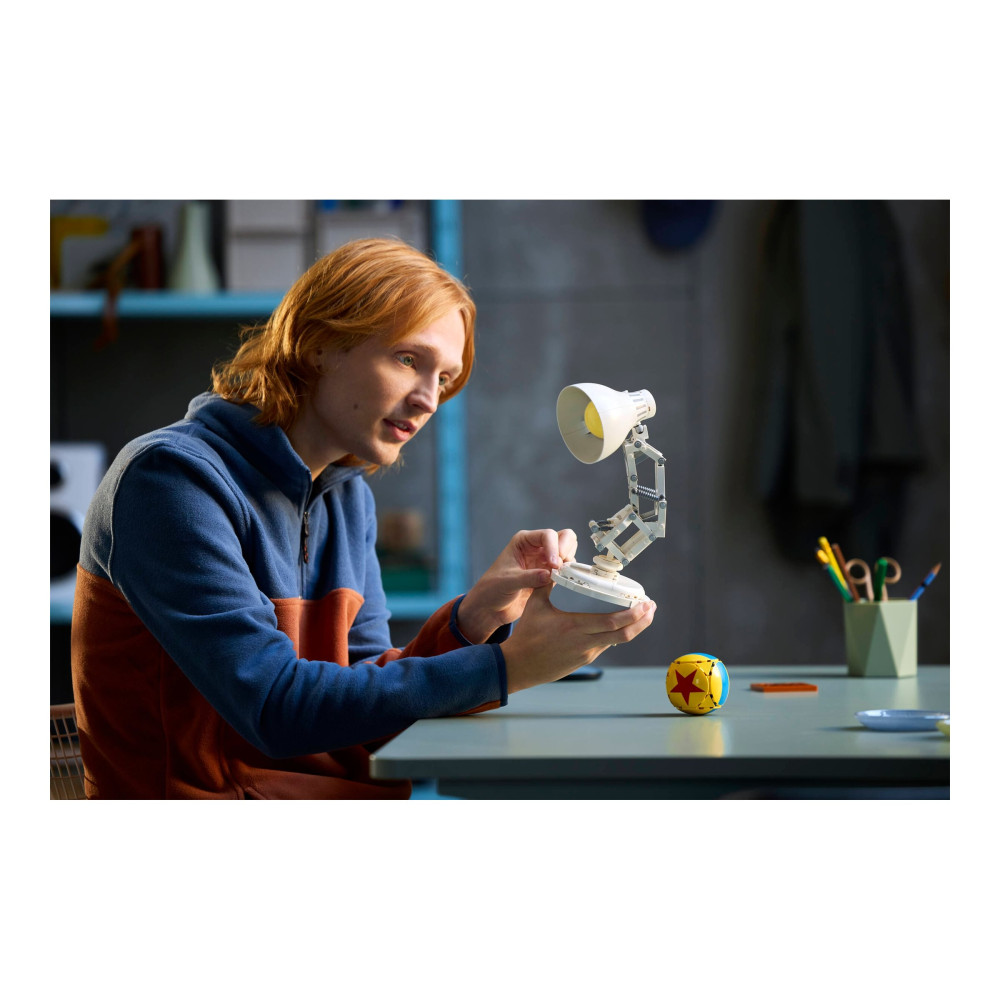 Produktbild för LEGO Ideas 21357 - Disney Pixar Luxo Jr. - byggsats
