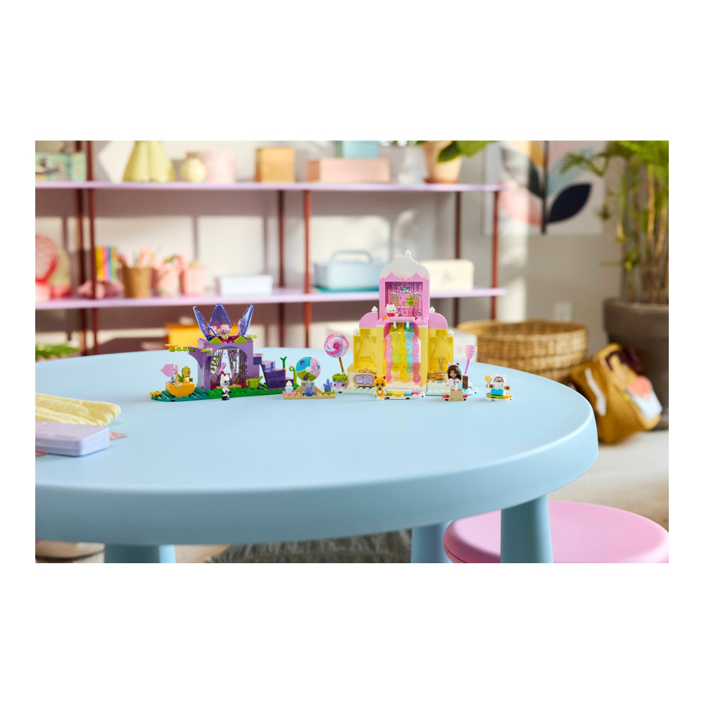 Produktbild för Lego Gabby's Dollhouse 11205 - Sweet Treat Mountain & Kitty Garden - byggsats