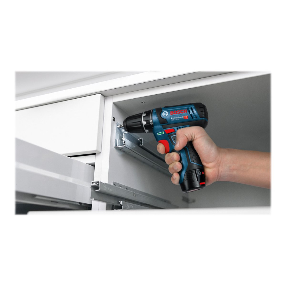 Produktbild för Bosch GSR Professional 12V-15 - borr/drivare - sladdlös - 2 hastigheter - 2 batterier