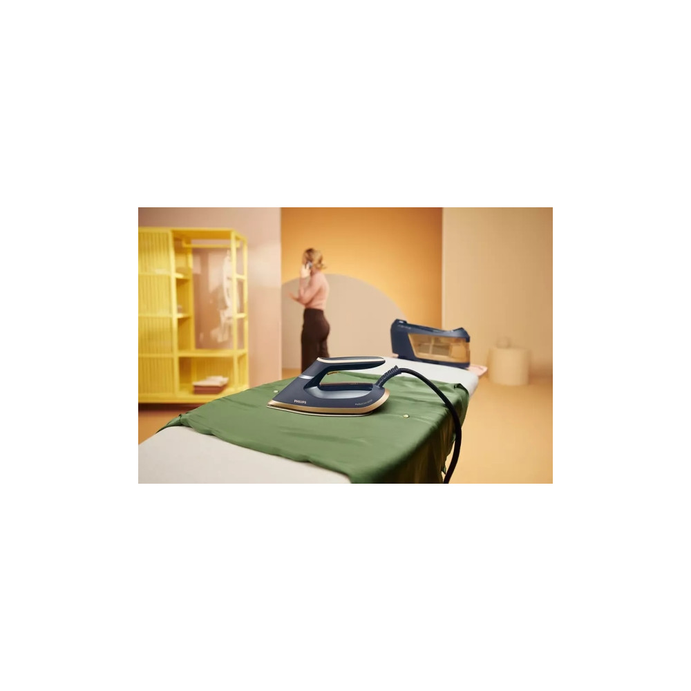 Produktbild för Philips PerfectCare 6000 Series PSG6066 - strykjärn med separat ånggenerator - sula SteamGlide Advanced