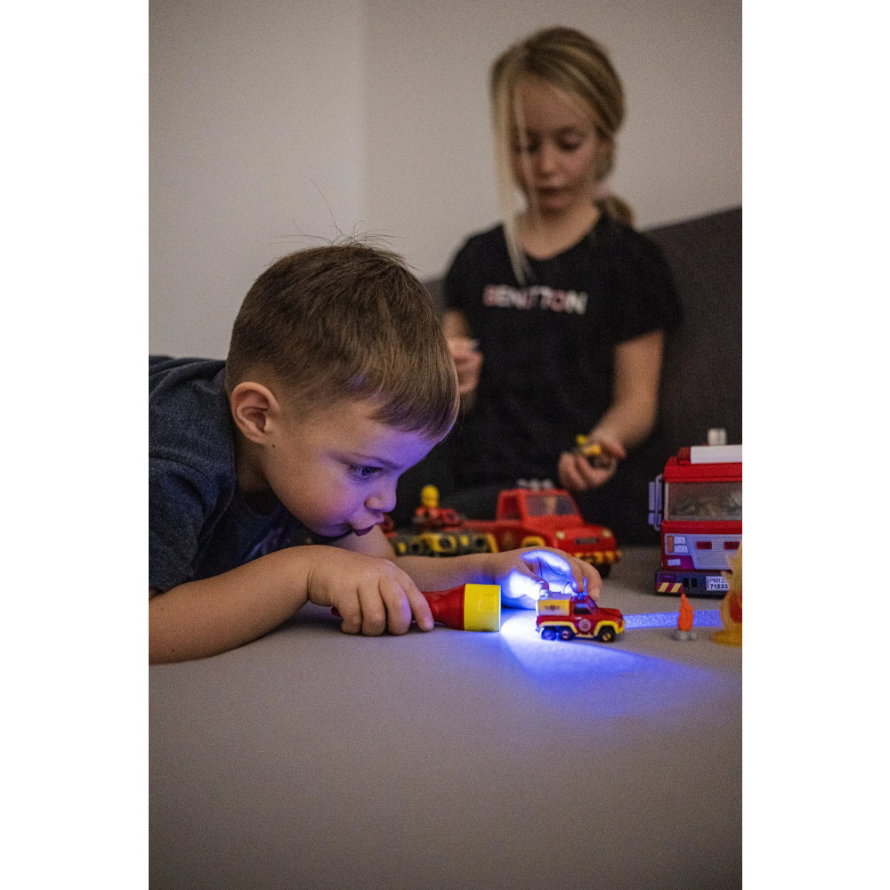 Produktbild för Ledlenser Kidbeam4 - ficklampa - LED - blått/grönt/rött/vitt ljus - 6000-6500 K - röd