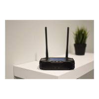 Produktbild för Teltonika TCR100 - trådlös router - WWAN - Wi-Fi 5 - 3G, 4G - skrivbordsmodell, bordsmonterbar
