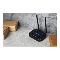 Produktbild för Teltonika TCR100 - trådlös router - WWAN - Wi-Fi 5 - 3G, 4G - skrivbordsmodell, bordsmonterbar