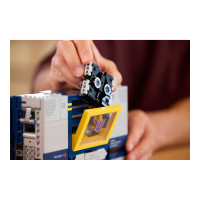 Produktbild för LEGO Icons 10358 - Transformers: Soundwave - byggsats