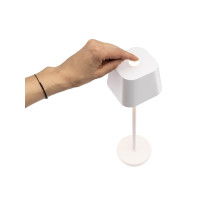 Produktbild för Georgina LED dimbar lampa med magnetisk laddningskabel vit,...