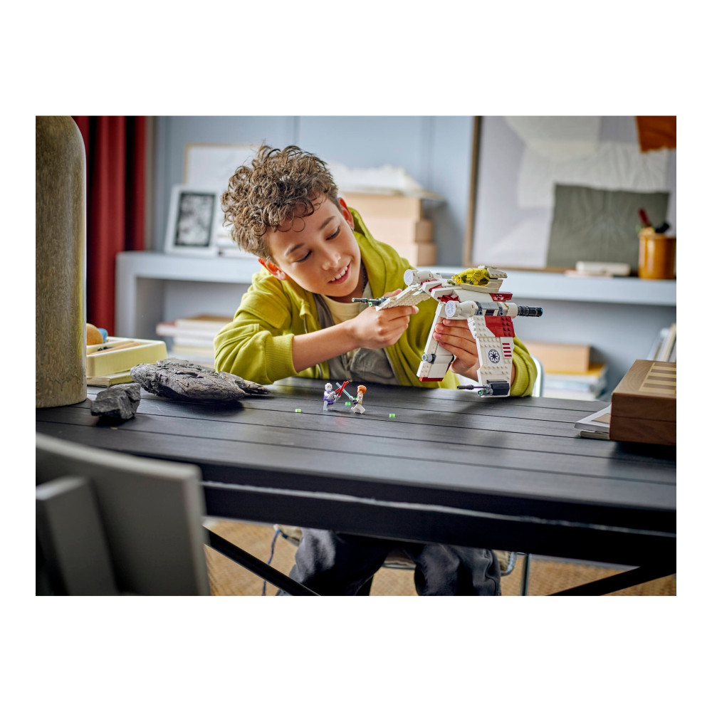 Produktbild för LEGO Star Wars 75432 - V-19 Torrent Starfighter - byggsats
