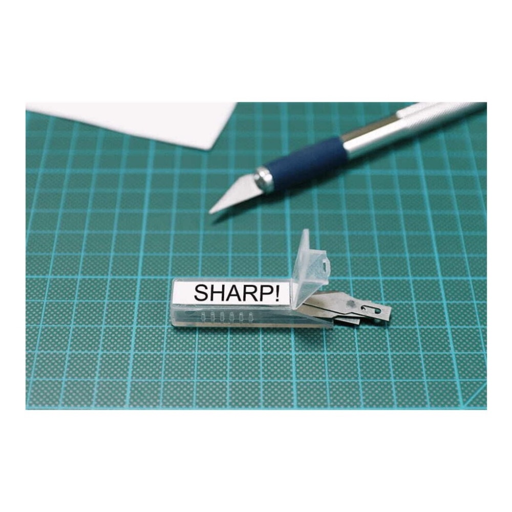 Produktbild för Brother TZe-S221 - bandlaminat - 1 kassett(er) - Rulle (0,9 cm x 8 m)