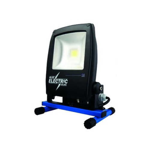 BlueElectric BLUE ELECTRIC +Plus-Line LED 50W arbetslampa med uttag