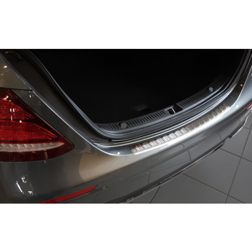 Avisa Lastkantsskydd E-klass W213 Sedan 2016-2023