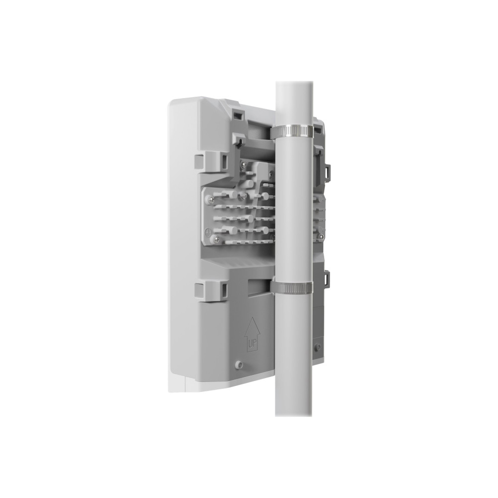 Produktbild för MikroTik netPower 16P - switch - 16 portar