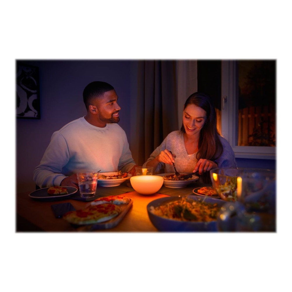 Produktbild för Philips Hue White and Color Ambiance Go - skrivbordslampa - LED - 6 W - 16 miljoner färger - 2000-6500 K - vit
