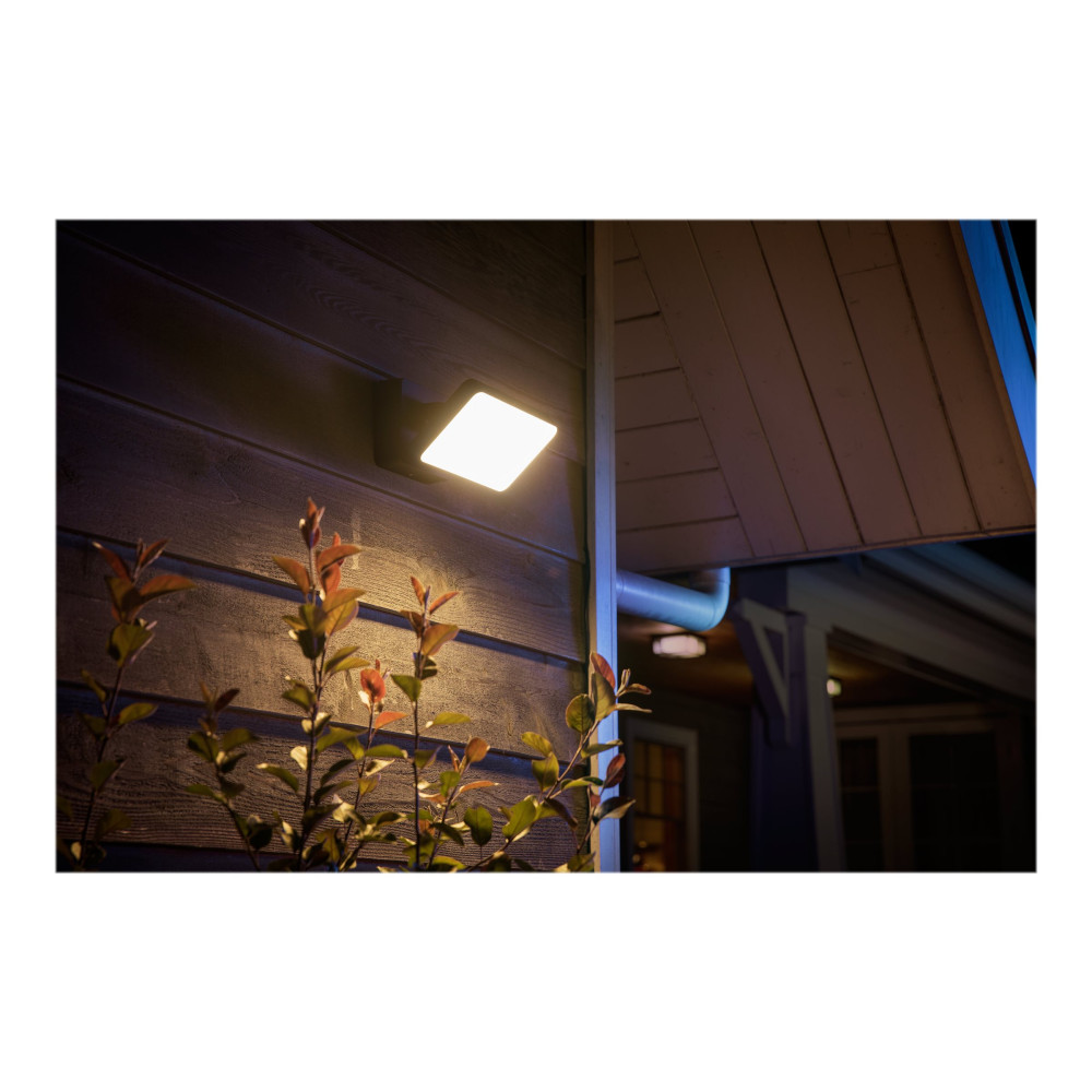 Produktbild för Philips Hue White ambiance Welcome - strålkastare - LED - 20.5 W - varmt vitt ljus - 2700 K - svart