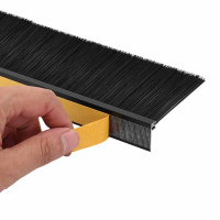 Produktbild för Självhäftande dörrborstlist 6 pcs Svart 100 cm
