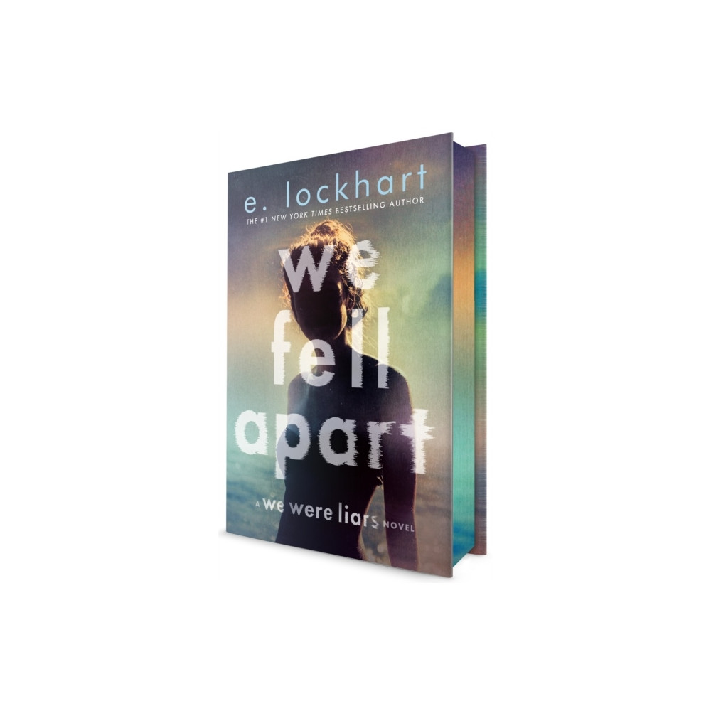 Produktbild för We Fell Apart (inbunden, eng)