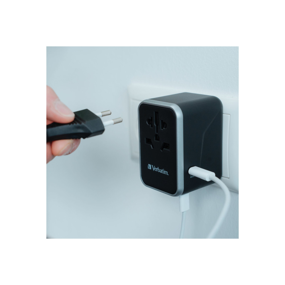 Produktbild för Verbatim UTA-04 strömadapter - universell - 2 x USB-C, 3 x USB typ A - 61 Watt