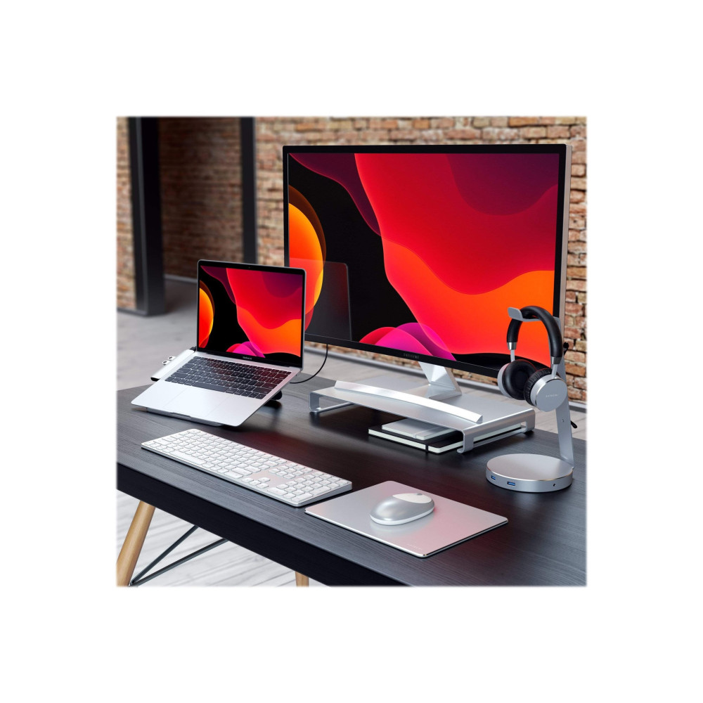 Produktbild för Satechi Aluminum Type-C Pro Hub Adapter - dockningsstation - USB-C