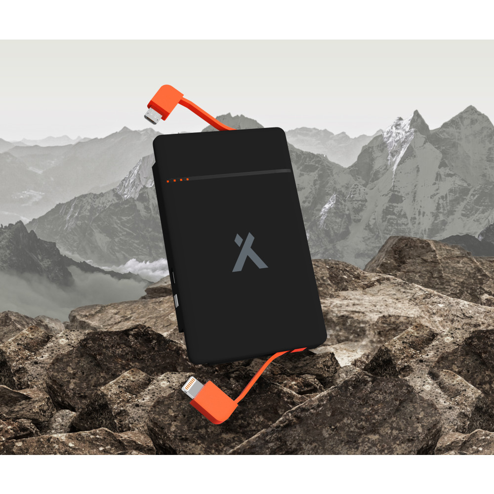 Produktbild för Bear Grylls 3000mAh Power Bank with Built-in Lightning & Micro USB Cable