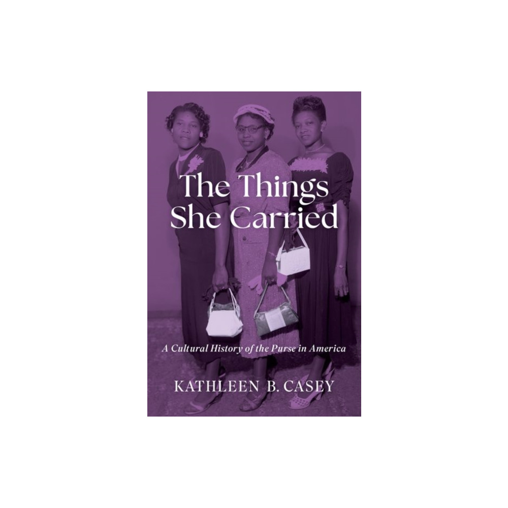 Produktbild för The Things She Carried (inbunden, eng)