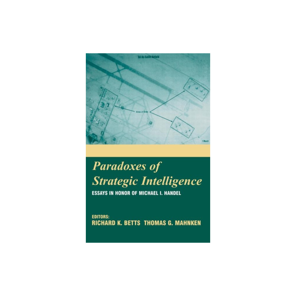 Produktbild för Paradoxes of Strategic Intelligence (häftad, eng)