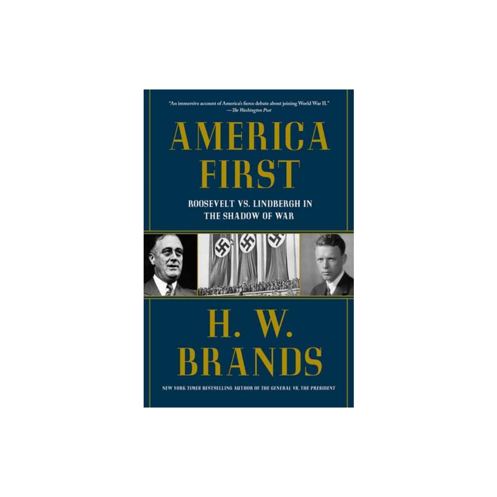Produktbild för America First (häftad, eng)