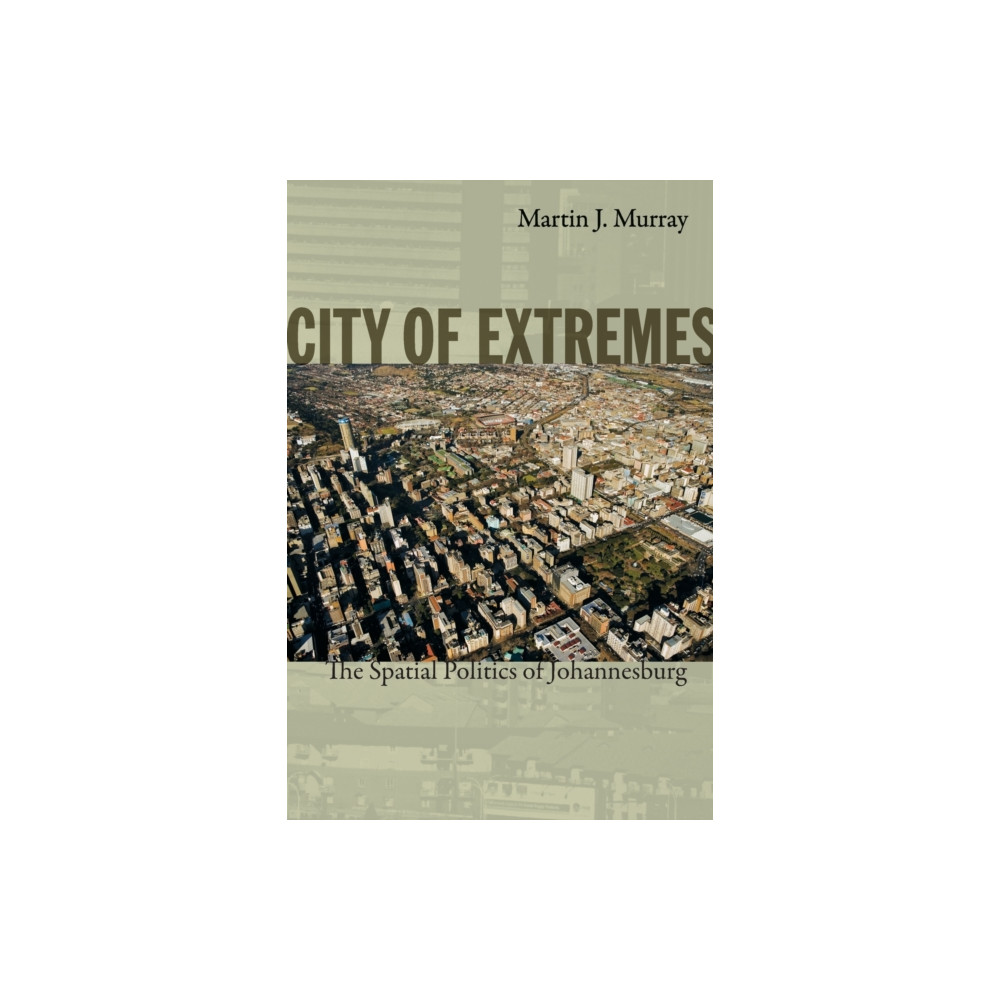 Produktbild för City of Extremes (häftad, eng)