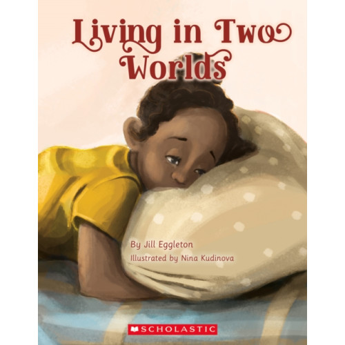 SCHOLASTIC LTD LIVING IN TWO WORLDS (häftad, eng)