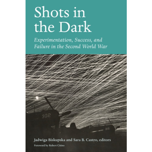Fordham university press Shots in the Dark (häftad, eng)
