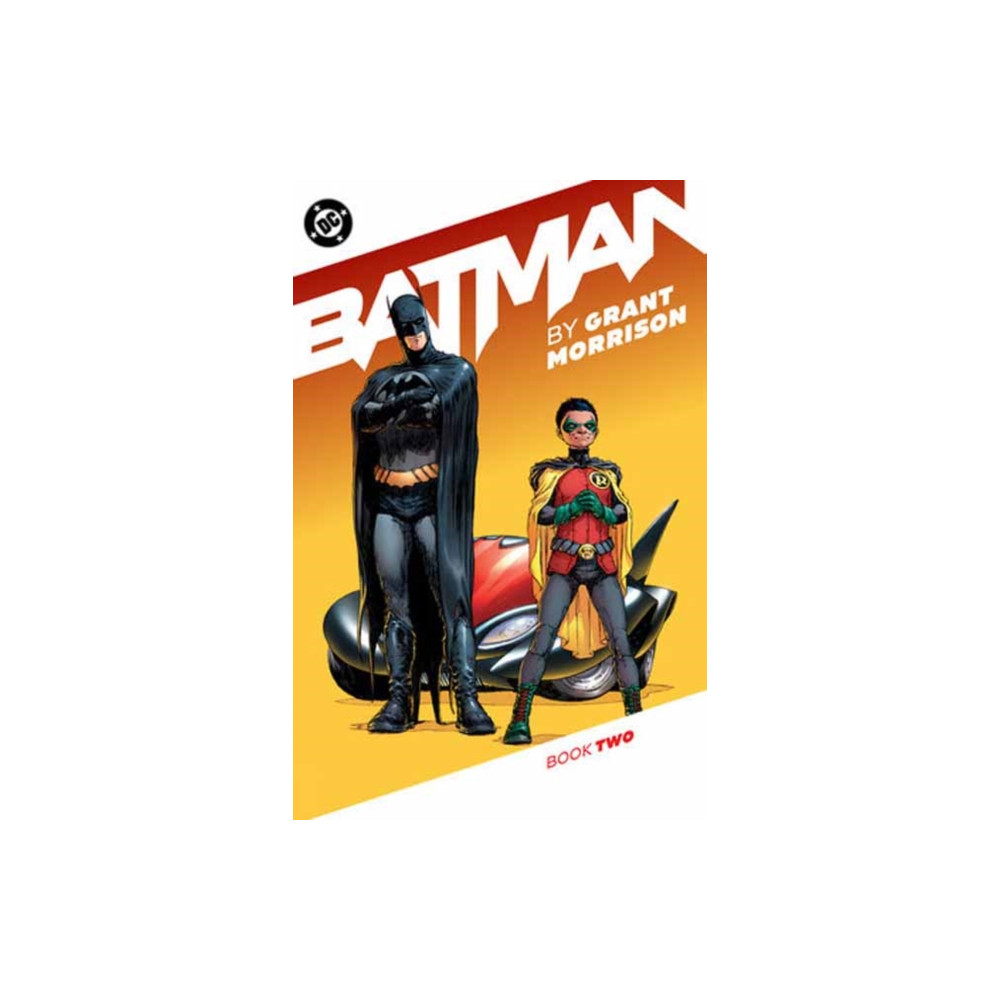 Produktbild för Batman by Grant Morrison Book Two (häftad, eng)