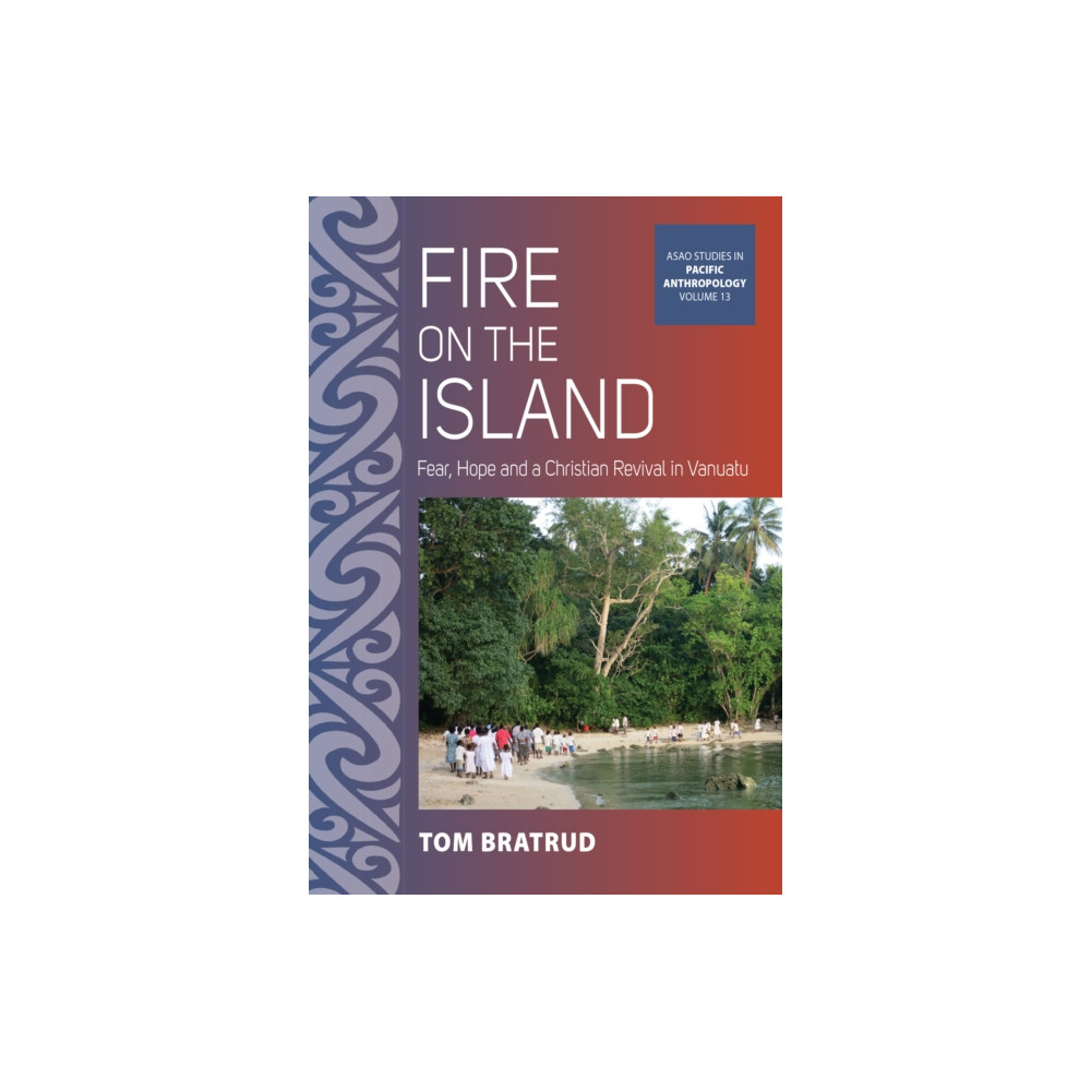 Produktbild för Fire on the Island (häftad, eng)
