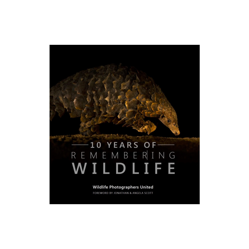 Produktbild för Ten Years of Remembering Wildlife (inbunden, eng)