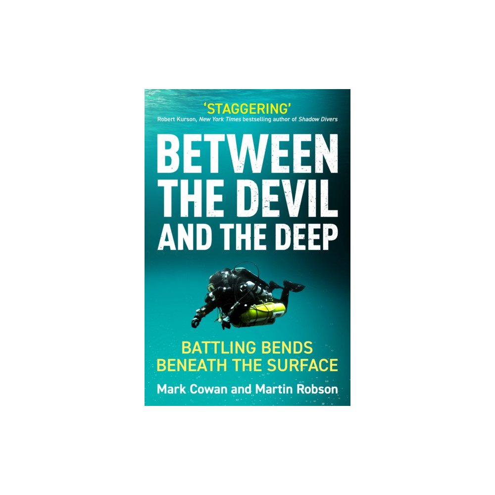 Produktbild för Between the Devil and the Deep (häftad, eng)