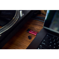 Produktbild för Kingston Dual - SSD - 2 TB - USB 3.2 Gen 2