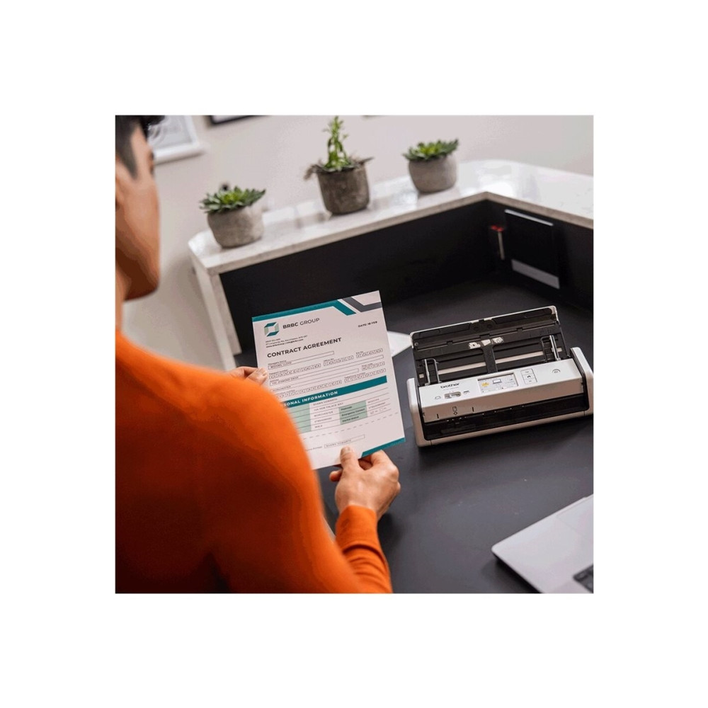 Produktbild för Brother ADS-1800W - dokumentskanner - bärbar - Wi-Fi(n), USB 2.0 (Host), USB-C 3.2 Gen 1