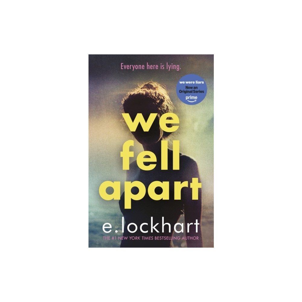 Produktbild för We Fell Apart (inbunden, eng)