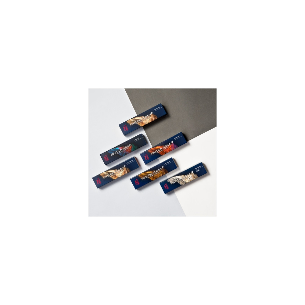 Produktbild för Wella Professionals Koleston Perfect Me+ Deep Browns 4/77 60...