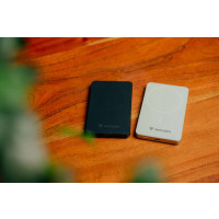 Produktbild för Verbatim Charge 'n' Go Essentials trådlös powerbank - magnetisk - USB-C - 20 watt
