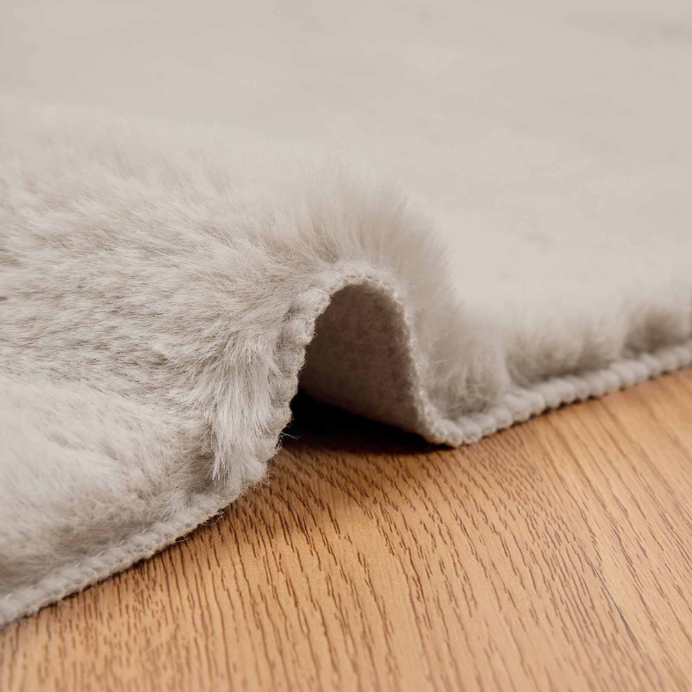 Produktbild för Halkfri matta i konstgjord kaninfäll OLITE Beige 160 x 230 cm