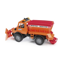 Produktbild för Bruder Mercedes-Benz Unimog winter service with plow blade t...
