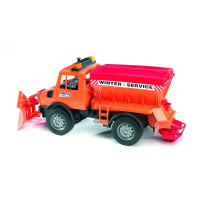 Produktbild för Bruder Mercedes-Benz Unimog winter service with plow blade t...