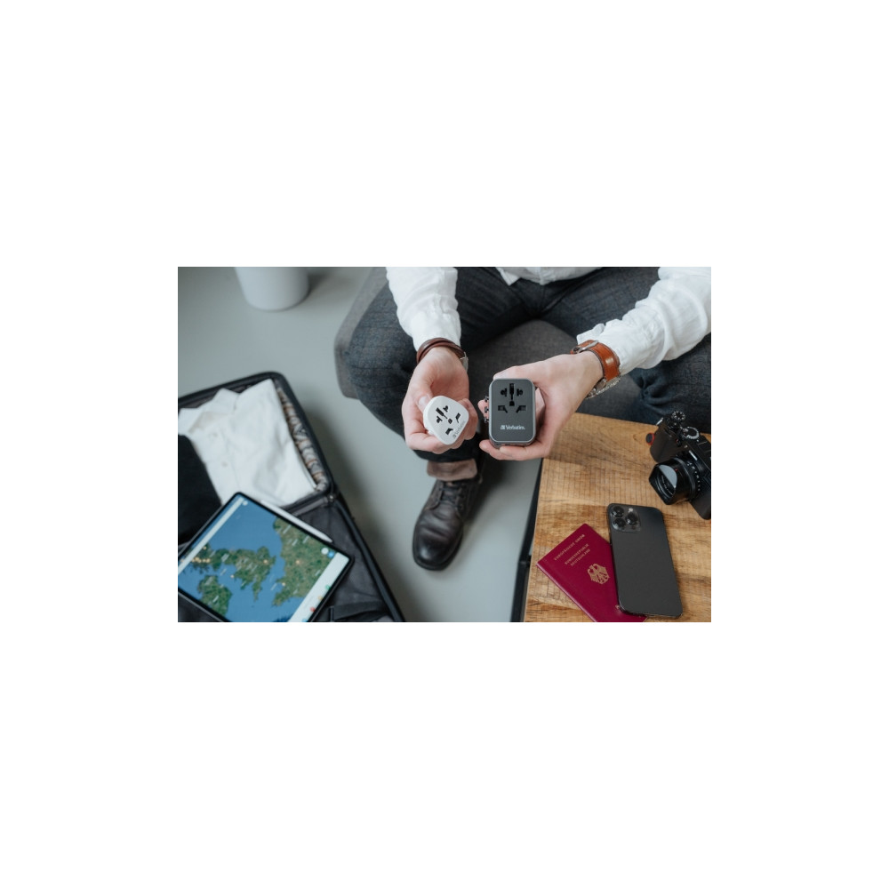 Produktbild för Verbatim UTA-03 strömadapter - USB, USB-C - 30 Watt