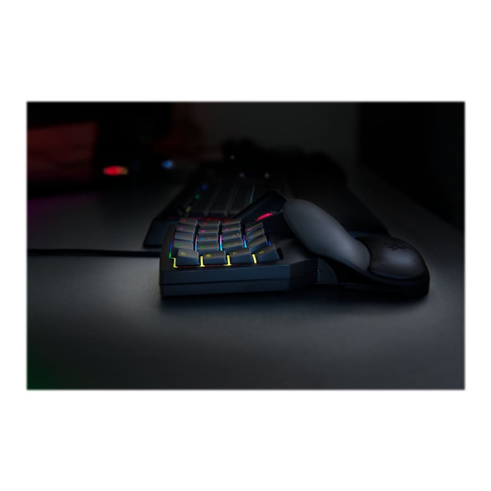 Produktbild för Razer Tartarus V2 - tangentsats - med rullningshjul, 8-way directional thumbpad Inmatningsenhet