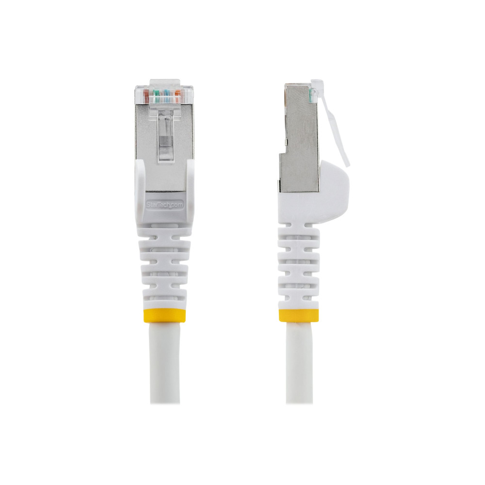 Produktbild för StarTech.com 50cm CAT6a Ethernet Cable - White - Low Smoke Zero Halogen (LSZH) - 10GbE 500MHz 100W PoE++ Snagless RJ-45 w/Strain Reliefs S/FTP Network Patch Cord - patch-kabel - 50 cm - vit