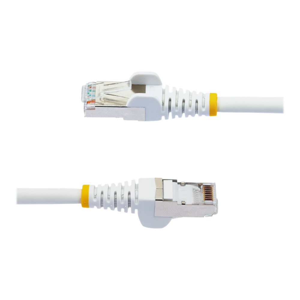 Produktbild för StarTech.com 50cm CAT6a Ethernet Cable - White - Low Smoke Zero Halogen (LSZH) - 10GbE 500MHz 100W PoE++ Snagless RJ-45 w/Strain Reliefs S/FTP Network Patch Cord - patch-kabel - 50 cm - vit