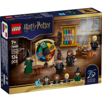Produktbild för LEGO Harry Potter 76460 - Hogwarts slott: Hatten som sorterar ceremoni - byggsats