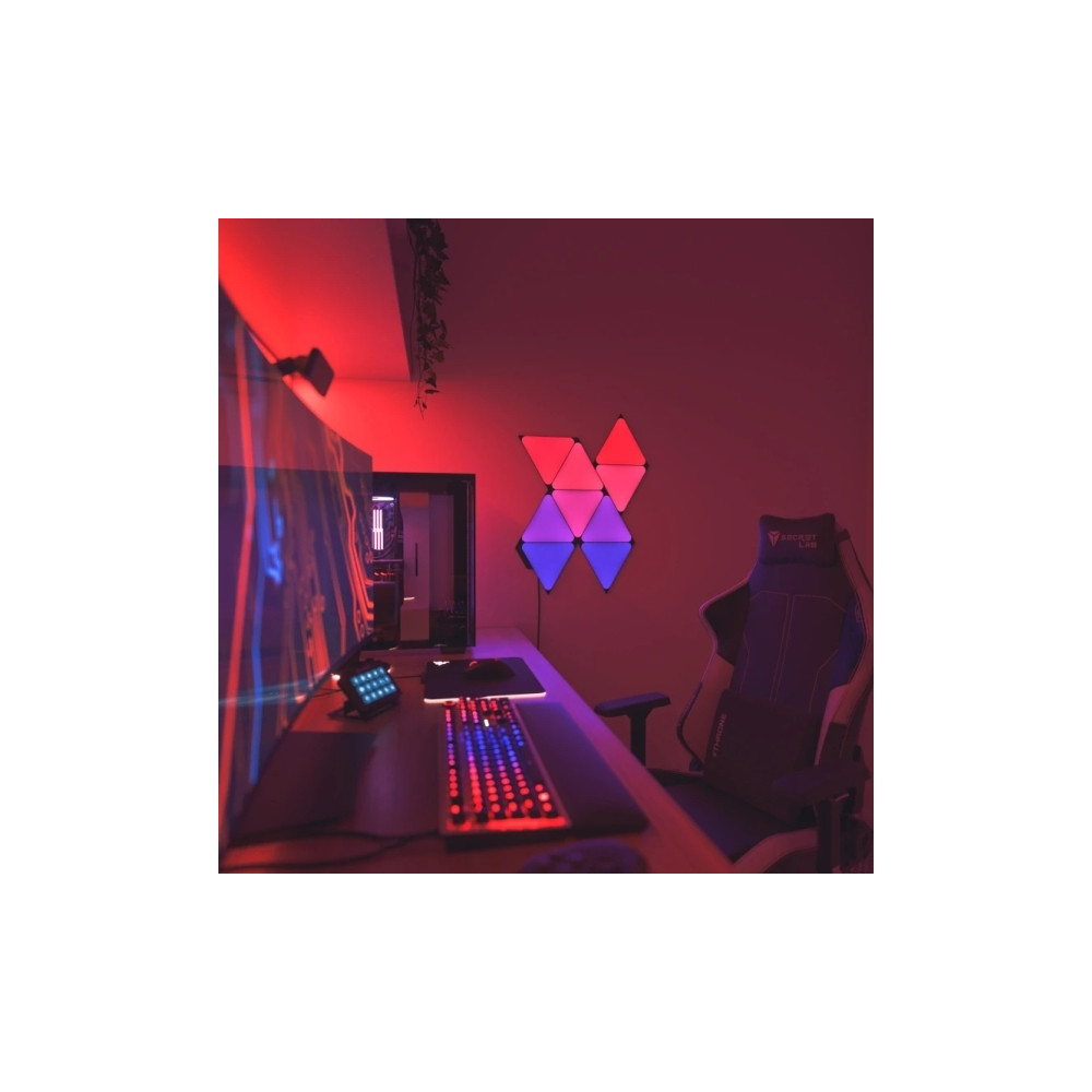 Produktbild för Nanoleaf Shapes Starter Kit - ljuspanelskit - LED - 230 x 200 mm - 1.5 W - 16 miljoner färger - 1200-6500 K - triangel - svart