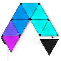 Produktbild för Nanoleaf Shapes Starter Kit - ljuspanelskit - LED - 230 x 200 mm - 1.5 W - 16 miljoner färger - 1200-6500 K - triangel - svart
