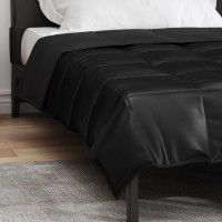 Produktbild för Full Års-Duvet Svart 135 x 200 cm Satin och Mikrofiber