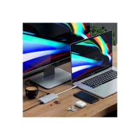 Produktbild för Satechi Aluminum Multi-Port Adapter V2 - dockningsstation - USB-C / Thunderbolt 3 - 1GbE