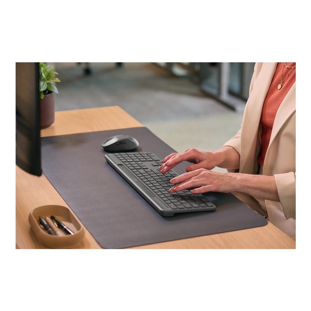 Produktbild för Logitech Signature Slim Solar+ K980 for Business - tangentbord full size - QWERTY - USA, internationellt - grafit Inmatningsenhet